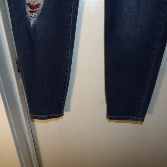 Maurices Mid Rise Distressed Skinny Jeans Sz 18W Short - Picture 4 of 8